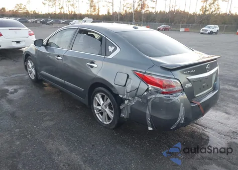 2014 Nissan Altima 2.5 Sv z USA, uszkodzony, nr VIN 1N4AL3AP4EC326985